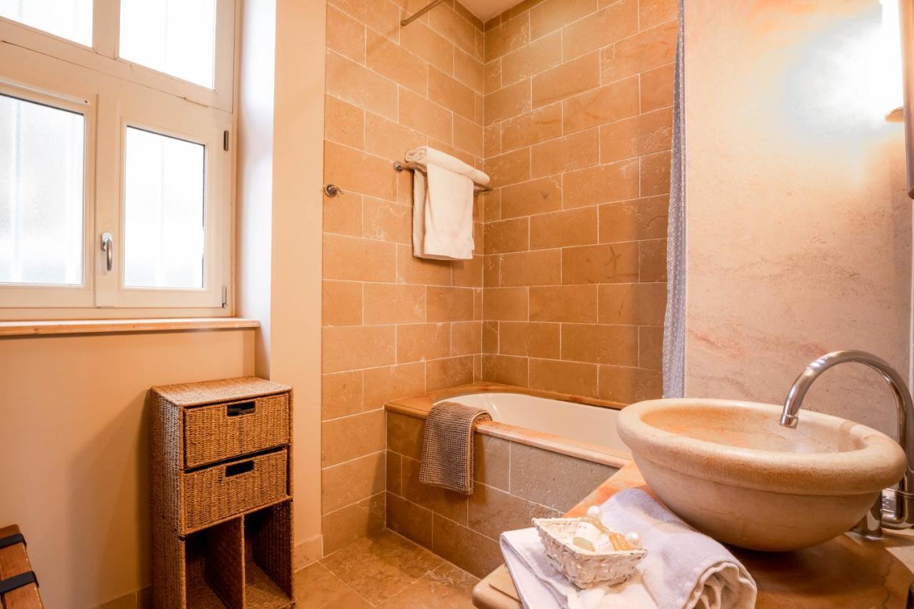 Octroi Saint-Jacques Bed & Breakfast Beaune  Bagian luar foto